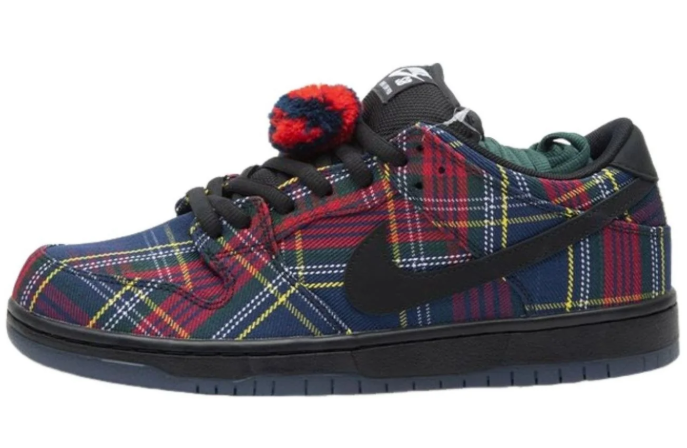 Nike x Nardwuar SB Dunk Low 'Tartan' | Checkpoint Echo | II1493-600