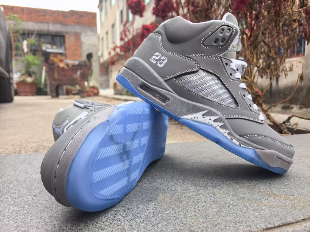 Air Jordan 5 Retro Grey Sneakers | Graphite Interval