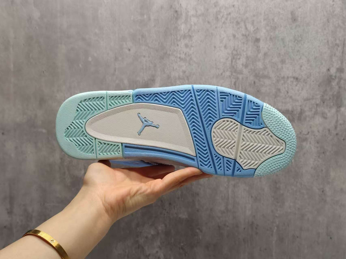 Air Jordan 4 Retro Forget Me Not | Sunday Postcard