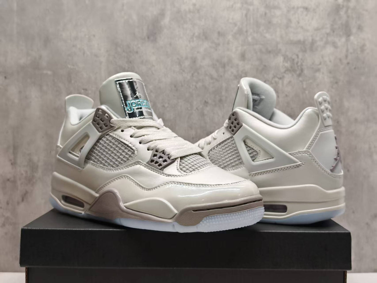 Air Jordan 4 Retro Cool Grey | Graphite Signal