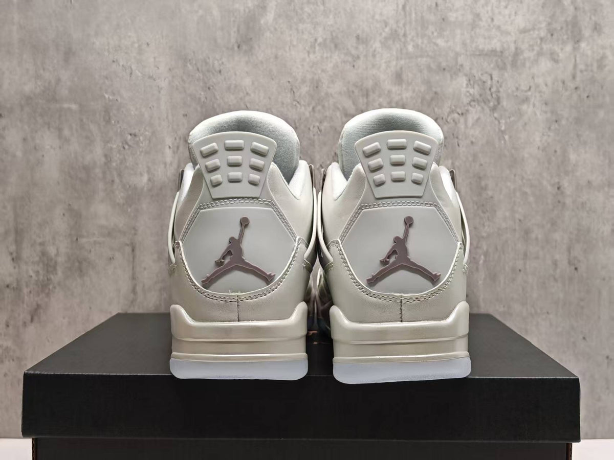 Air Jordan 4 Retro Cool Grey | Graphite Signal