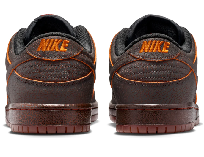 Nike SB Dunk Low 'Krampus' | Midnight Fable | HV1668-001