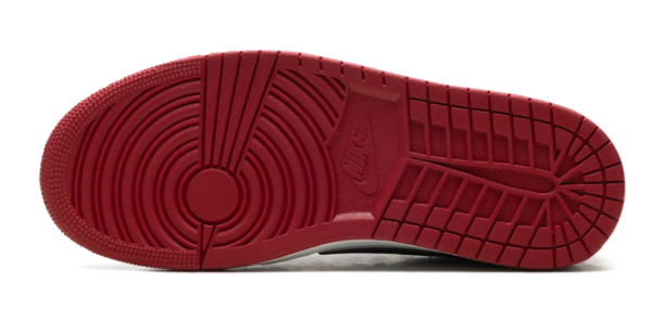 Air Jordan 1 Low OG 'Chicago' (2025) HQ6998-600 | Cityline Postcard